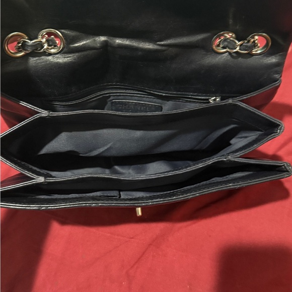 Chanel Black Quilted Leather Bag - Picture 7 of 14